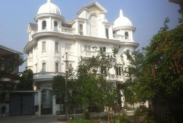 Anh Việt Q2